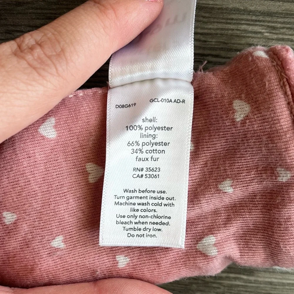 Carter’s Baby Girl Pink & White Fleece Heart Mittens 0-9 Month